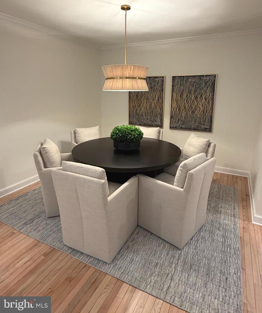 6634 MADISON MCLEAN DR, MCLEAN, Virginia 22101, 3 Bedrooms Bedrooms, ,3 BathroomsBathrooms,Residential,For sale,6634 MADISON MCLEAN DR,VAFX2288710 MLS # VAFX2288710