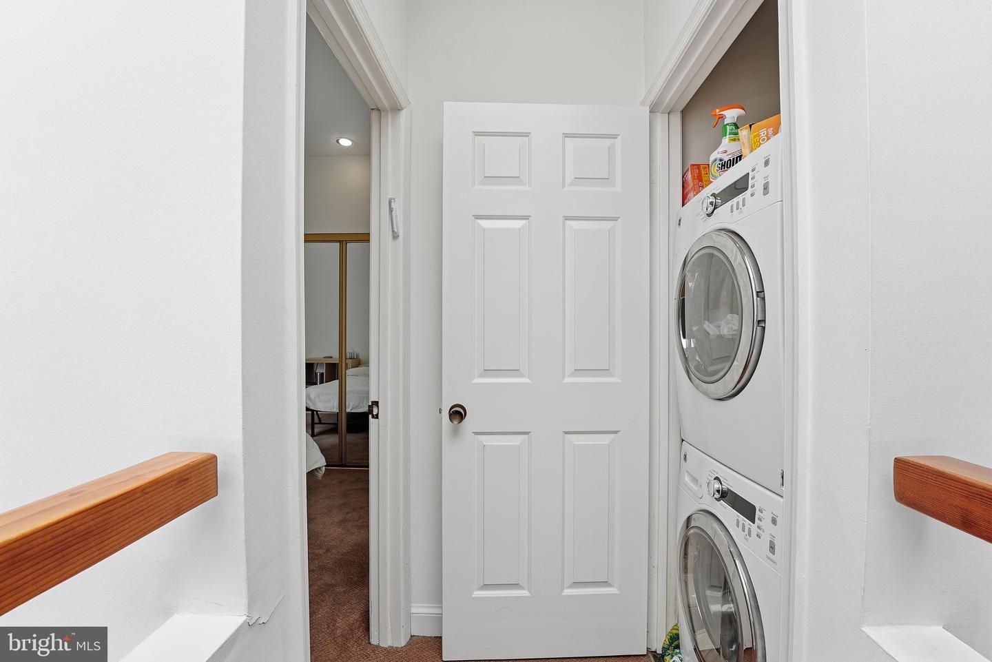 2211 WASHINGTON CIR NW, WASHINGTON, District Of Columbia 20037, 3 Bedrooms Bedrooms, ,3 BathroomsBathrooms,Residential,For sale,2211 WASHINGTON CIR NW,DCDC2244378 MLS # DCDC2244378