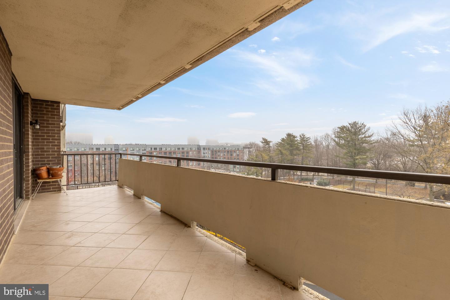 1800 OLD MEADOW RD #303, MCLEAN, Virginia 22102, 2 Bedrooms Bedrooms, ,2 BathroomsBathrooms,Residential,For sale,1800 OLD MEADOW RD #303,VAFX2288810 MLS # VAFX2288810 1800 OLD MEADOW RD #303, MCLEAN, Virginia 22102, 2 Bedrooms Bedrooms, ,2 BathroomsBathrooms,Residential,For sale,1800 OLD MEADOW RD #303,VAFX2288810 MLS # VAFX2288810