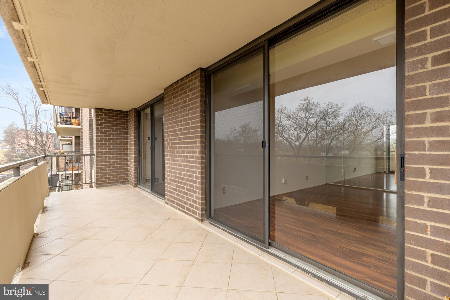 1800 OLD MEADOW RD #303, MCLEAN, Virginia 22102, 2 Bedrooms Bedrooms, ,2 BathroomsBathrooms,Residential,For sale,1800 OLD MEADOW RD #303,VAFX2288810 MLS # VAFX2288810 1800 OLD MEADOW RD #303, MCLEAN, Virginia 22102, 2 Bedrooms Bedrooms, ,2 BathroomsBathrooms,Residential,For sale,1800 OLD MEADOW RD #303,VAFX2288810 MLS # VAFX2288810