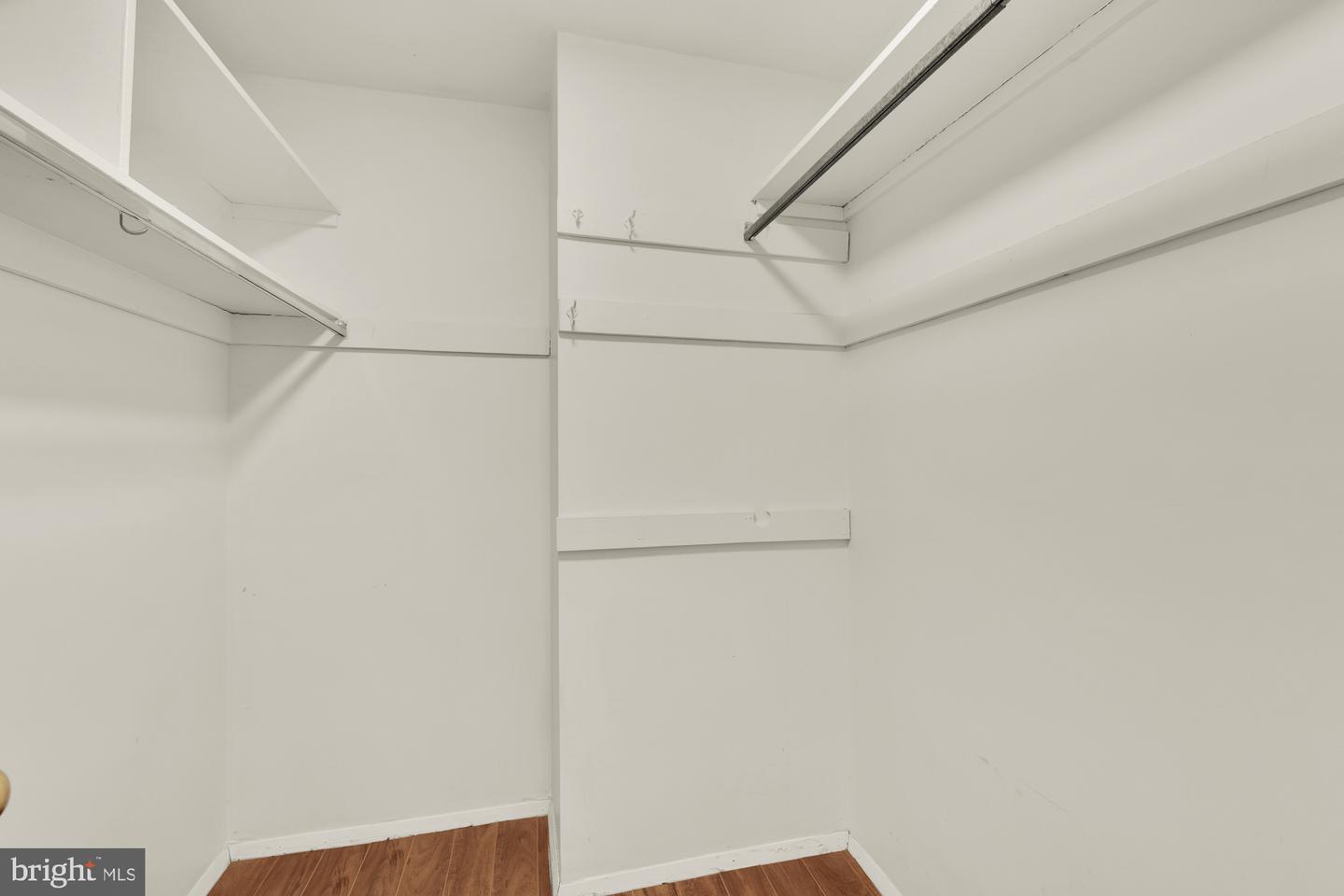 1800 OLD MEADOW RD #303, MCLEAN, Virginia 22102, 2 Bedrooms Bedrooms, ,2 BathroomsBathrooms,Residential,For sale,1800 OLD MEADOW RD #303,VAFX2288810 MLS # VAFX2288810 1800 OLD MEADOW RD #303, MCLEAN, Virginia 22102, 2 Bedrooms Bedrooms, ,2 BathroomsBathrooms,Residential,For sale,1800 OLD MEADOW RD #303,VAFX2288810 MLS # VAFX2288810