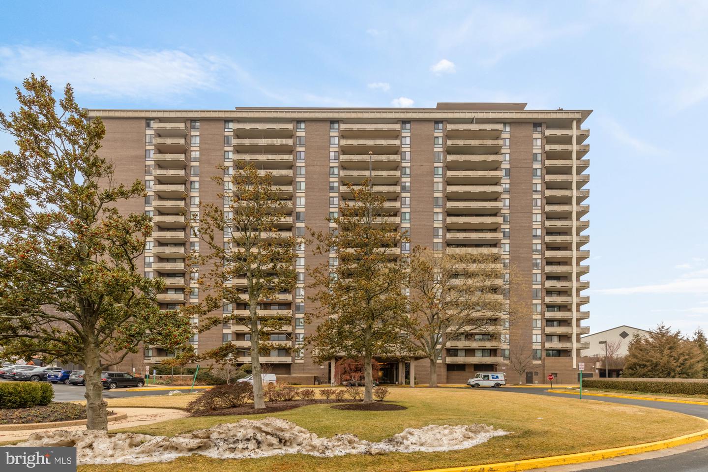 1800 OLD MEADOW RD #303, MCLEAN, Virginia 22102, 2 Bedrooms Bedrooms, ,2 BathroomsBathrooms,Residential,For sale,1800 OLD MEADOW RD #303,VAFX2288810 MLS # VAFX2288810 1800 OLD MEADOW RD #303, MCLEAN, Virginia 22102, 2 Bedrooms Bedrooms, ,2 BathroomsBathrooms,Residential,For sale,1800 OLD MEADOW RD #303,VAFX2288810 MLS # VAFX2288810