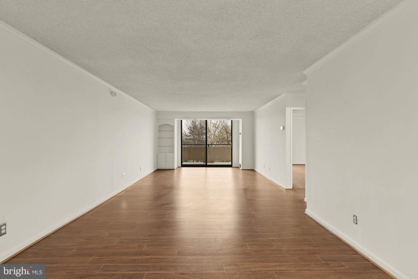 1800 OLD MEADOW RD #303, MCLEAN, Virginia 22102, 2 Bedrooms Bedrooms, ,2 BathroomsBathrooms,Residential,For sale,1800 OLD MEADOW RD #303,VAFX2288810 MLS # VAFX2288810 1800 OLD MEADOW RD #303, MCLEAN, Virginia 22102, 2 Bedrooms Bedrooms, ,2 BathroomsBathrooms,Residential,For sale,1800 OLD MEADOW RD #303,VAFX2288810 MLS # VAFX2288810