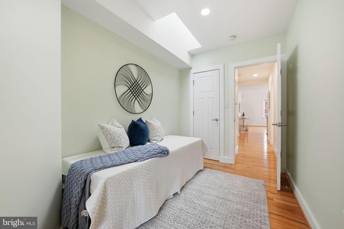 302 TODD PL NE #3, WASHINGTON, District Of Columbia 20002, 2 Bedrooms Bedrooms, 3 Rooms Rooms,1 BathroomBathrooms,Residential,For sale,302 TODD PL NE #3,DCDC2244504 MLS # DCDC2244504