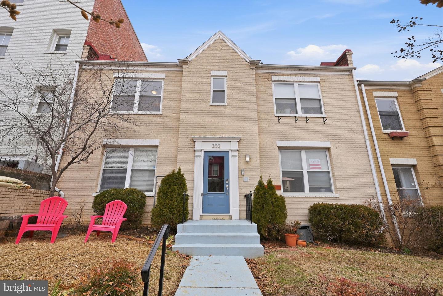 302 TODD PL NE #3, WASHINGTON, District Of Columbia 20002, 2 Bedrooms Bedrooms, 3 Rooms Rooms,1 BathroomBathrooms,Residential,For sale,302 TODD PL NE #3,DCDC2244504 MLS # DCDC2244504