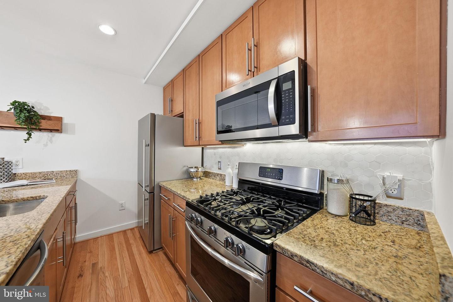 302 TODD PL NE #3, WASHINGTON, District Of Columbia 20002, 2 Bedrooms Bedrooms, 3 Rooms Rooms,1 BathroomBathrooms,Residential,For sale,302 TODD PL NE #3,DCDC2244504 MLS # DCDC2244504