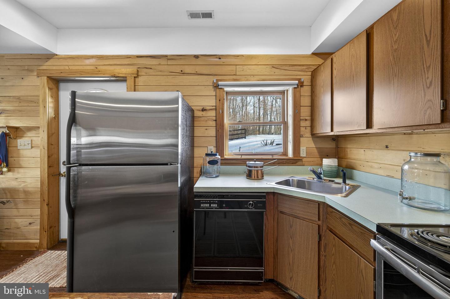 10418 CLIFF MILLS RD, MARSHALL, Virginia 20115, 4 Bedrooms Bedrooms, ,3 BathroomsBathrooms,Residential,For sale,10418 CLIFF MILLS RD,VAFQ2020404 MLS # VAFQ2020404