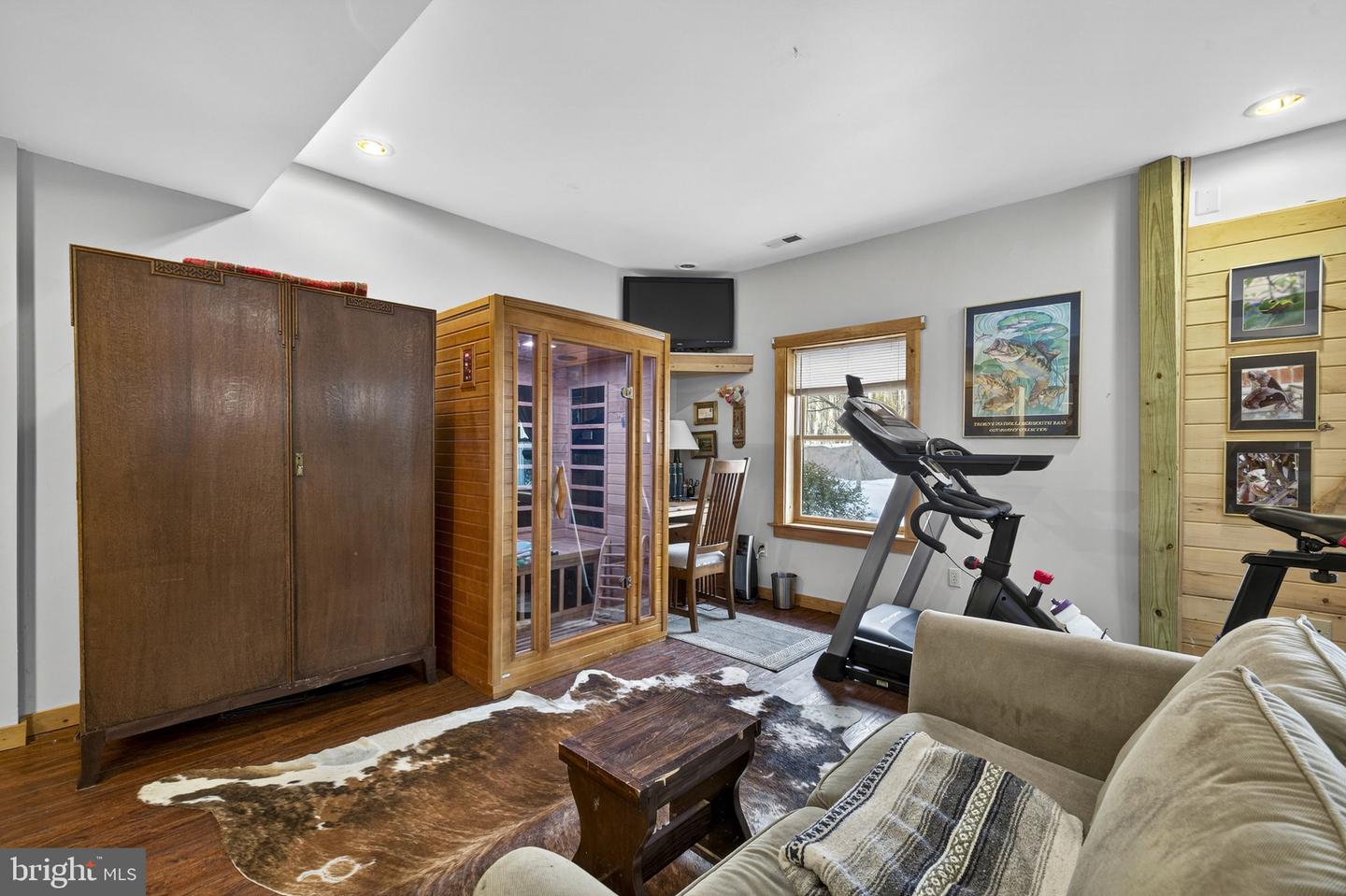 10418 CLIFF MILLS RD, MARSHALL, Virginia 20115, 4 Bedrooms Bedrooms, ,3 BathroomsBathrooms,Residential,For sale,10418 CLIFF MILLS RD,VAFQ2020404 MLS # VAFQ2020404