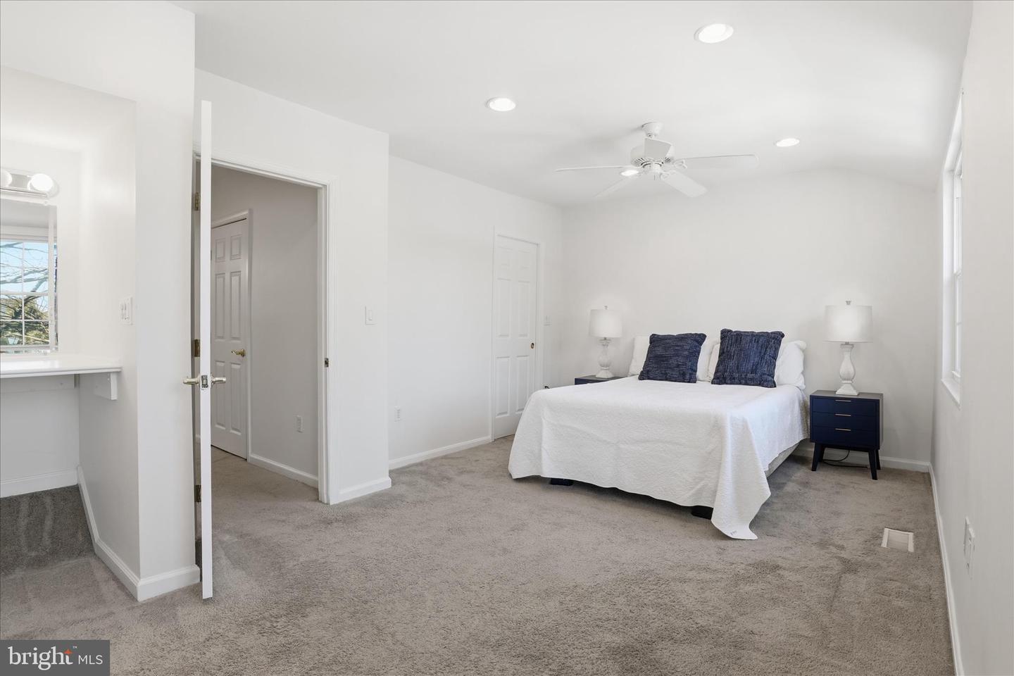 3838 JAY AVE, ALEXANDRIA, Virginia 22302, 2 Bedrooms Bedrooms, ,1 BathroomBathrooms,Residential,For sale,3838 JAY AVE,VAAX2053772 MLS # VAAX2053772