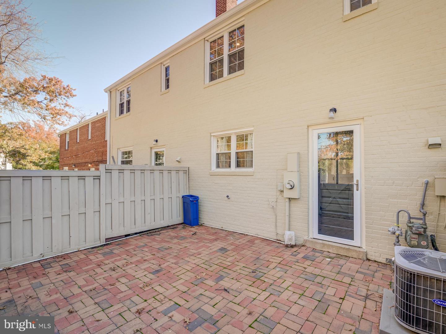 3838 JAY AVE, ALEXANDRIA, Virginia 22302, 2 Bedrooms Bedrooms, ,1 BathroomBathrooms,Residential,For sale,3838 JAY AVE,VAAX2053772 MLS # VAAX2053772