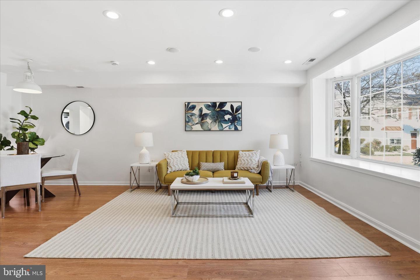 3838 JAY AVE, ALEXANDRIA, Virginia 22302, 2 Bedrooms Bedrooms, ,1 BathroomBathrooms,Residential,For sale,3838 JAY AVE,VAAX2053772 MLS # VAAX2053772