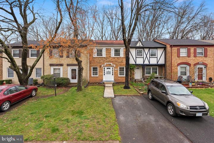 14895 LAMBETH SQ, CENTREVILLE, Virginia 20120, 3 Bedrooms Bedrooms, 6 Rooms Rooms,2 BathroomsBathrooms,Residential,For sale,14895 LAMBETH SQ,VAFX2288904 MLS # VAFX2288904