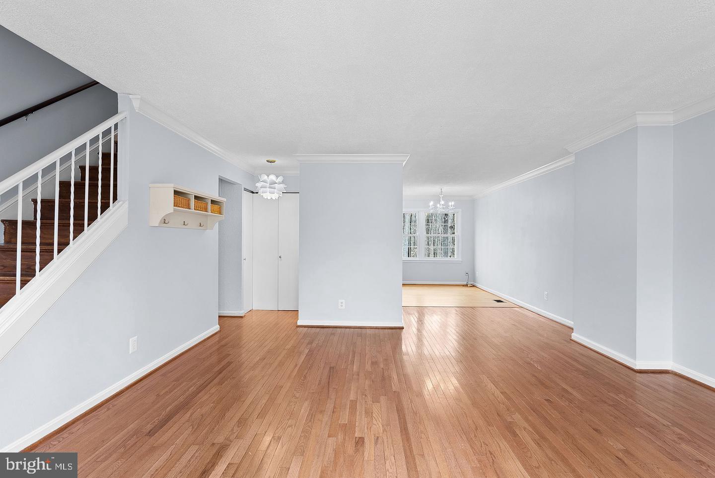 14895 LAMBETH SQ, CENTREVILLE, Virginia 20120, 3 Bedrooms Bedrooms, 6 Rooms Rooms,2 BathroomsBathrooms,Residential,For sale,14895 LAMBETH SQ,VAFX2288904 MLS # VAFX2288904