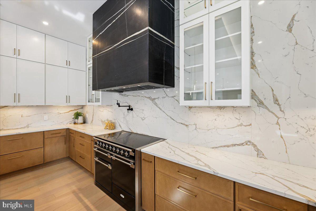 4428 ALBEMARLE ST NW, WASHINGTON, District Of Columbia 20016, 7 Bedrooms Bedrooms, ,6 BathroomsBathrooms,Residential,For sale,4428 ALBEMARLE ST NW,DCDC2244592 MLS # DCDC2244592