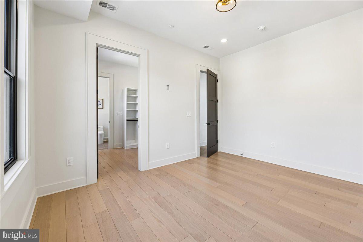 4428 ALBEMARLE ST NW, WASHINGTON, District Of Columbia 20016, 7 Bedrooms Bedrooms, ,6 BathroomsBathrooms,Residential,For sale,4428 ALBEMARLE ST NW,DCDC2244592 MLS # DCDC2244592