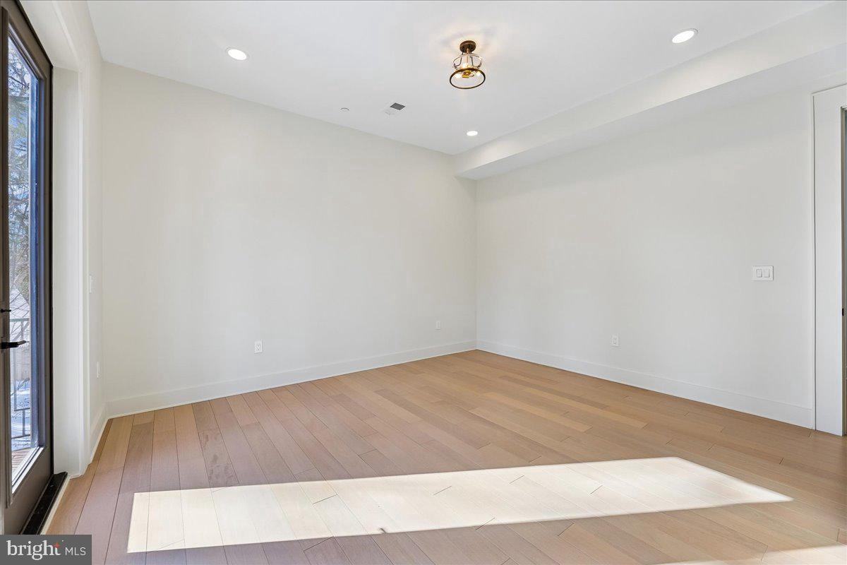 4428 ALBEMARLE ST NW, WASHINGTON, District Of Columbia 20016, 7 Bedrooms Bedrooms, ,6 BathroomsBathrooms,Residential,For sale,4428 ALBEMARLE ST NW,DCDC2244592 MLS # DCDC2244592