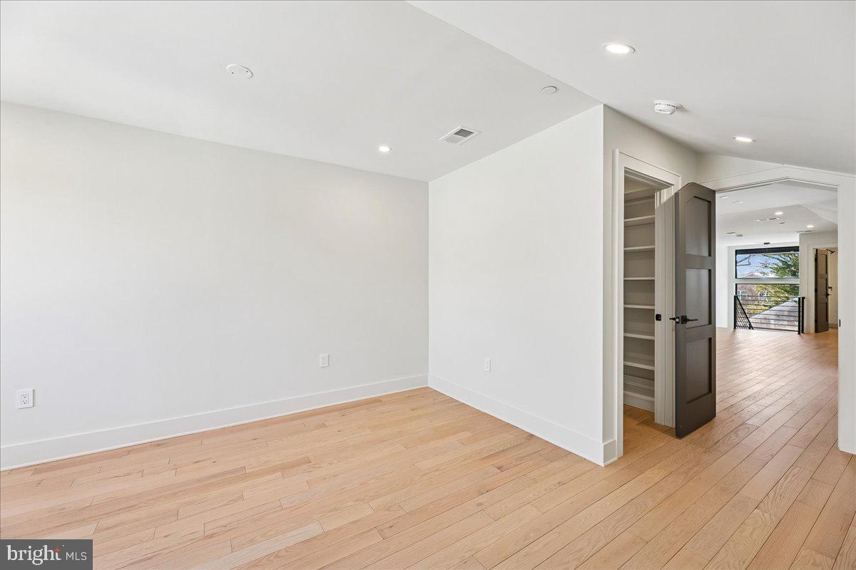 4428 ALBEMARLE ST NW, WASHINGTON, District Of Columbia 20016, 7 Bedrooms Bedrooms, ,6 BathroomsBathrooms,Residential,For sale,4428 ALBEMARLE ST NW,DCDC2244592 MLS # DCDC2244592