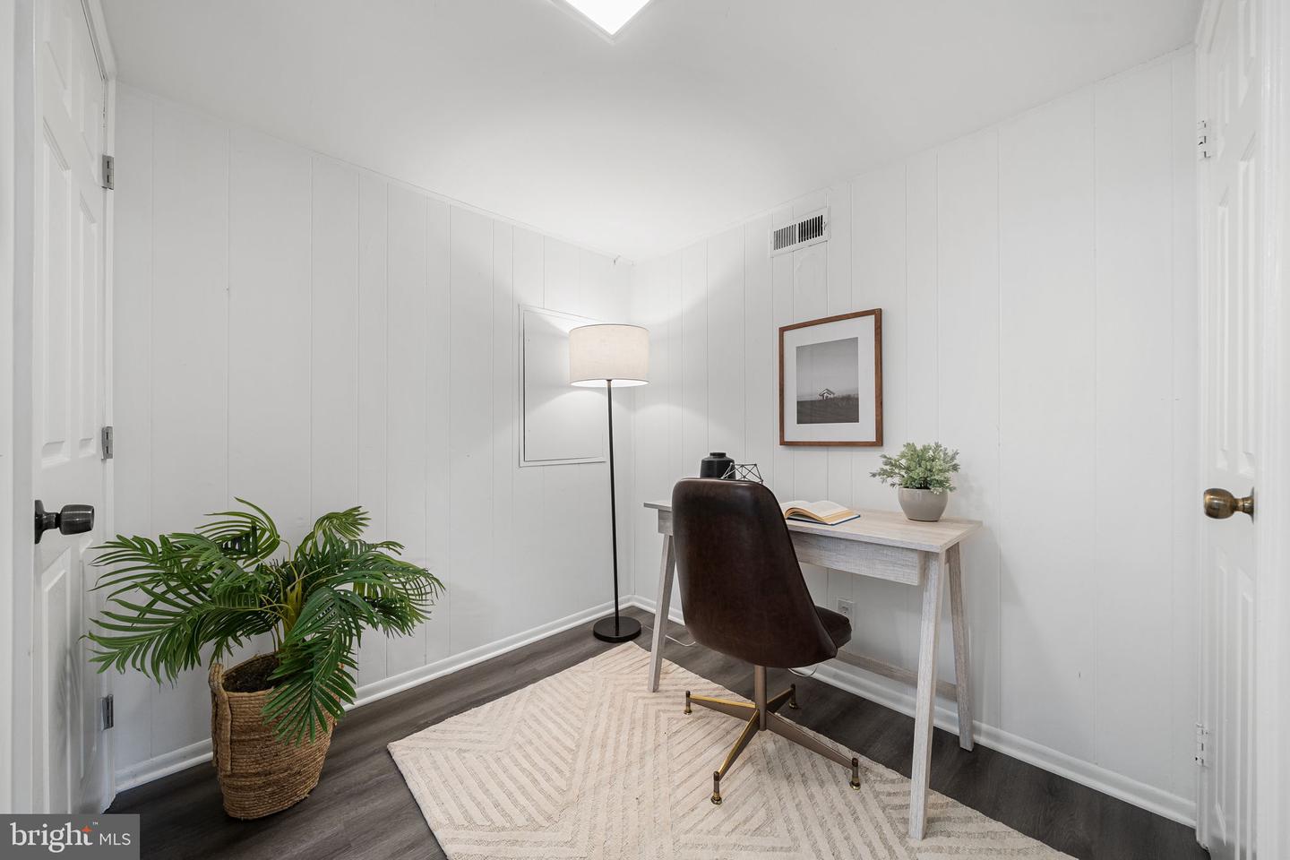 4829 28TH ST S #A, ARLINGTON, Virginia 22206, 2 Bedrooms Bedrooms, ,2 BathroomsBathrooms,Residential,For sale,4829 28TH ST S #A,VAAR2068474 MLS # VAAR2068474 4829 28TH ST S #A, ARLINGTON, Virginia 22206, 2 Bedrooms Bedrooms, ,2 BathroomsBathrooms,Residential,For sale,4829 28TH ST S #A,VAAR2068474 MLS # VAAR2068474