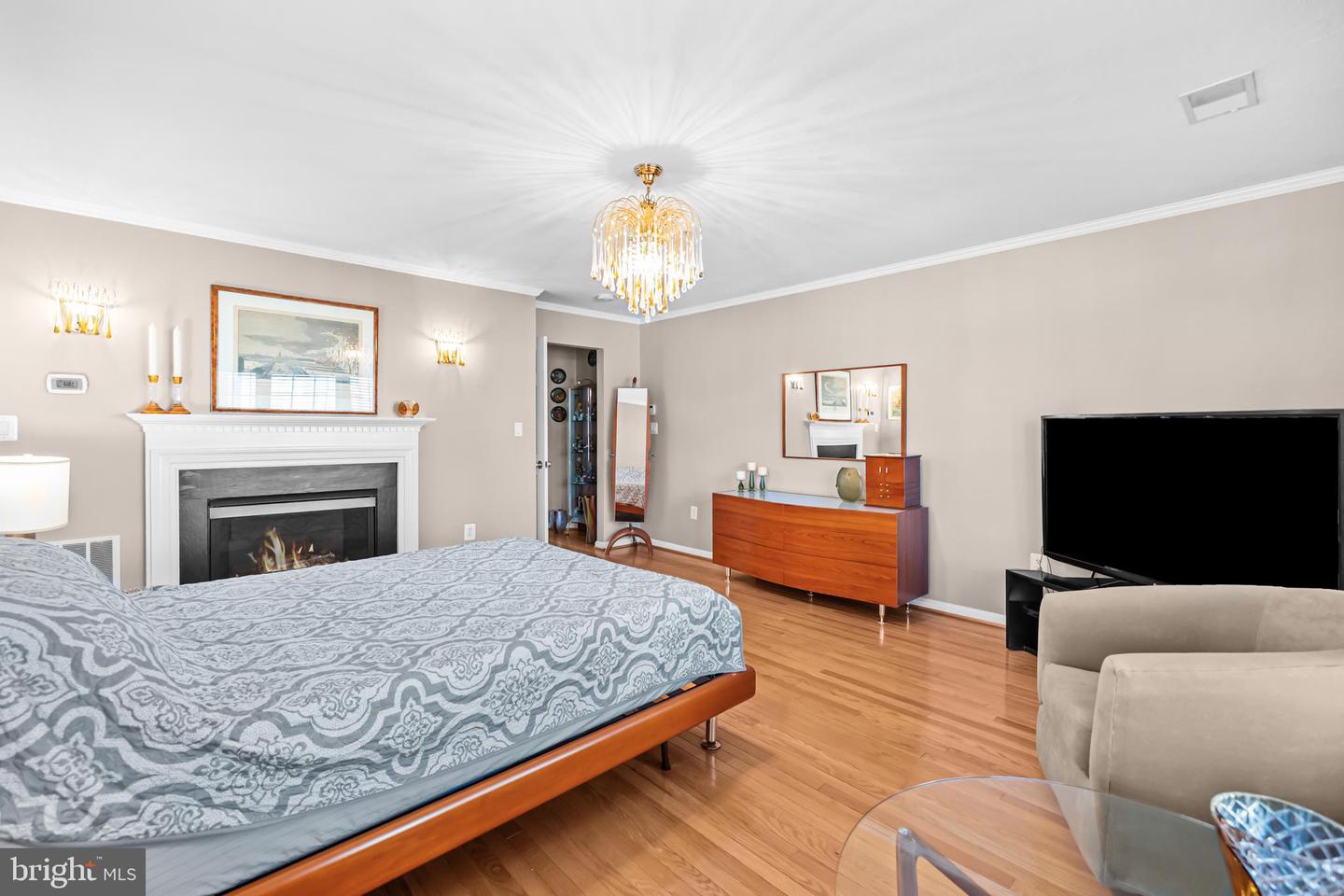 5051 KILBURN ST, ALEXANDRIA, Virginia 22304, 3 Bedrooms Bedrooms, ,2 BathroomsBathrooms,Residential,For sale,5051 KILBURN ST,VAAX2053798 MLS # VAAX2053798