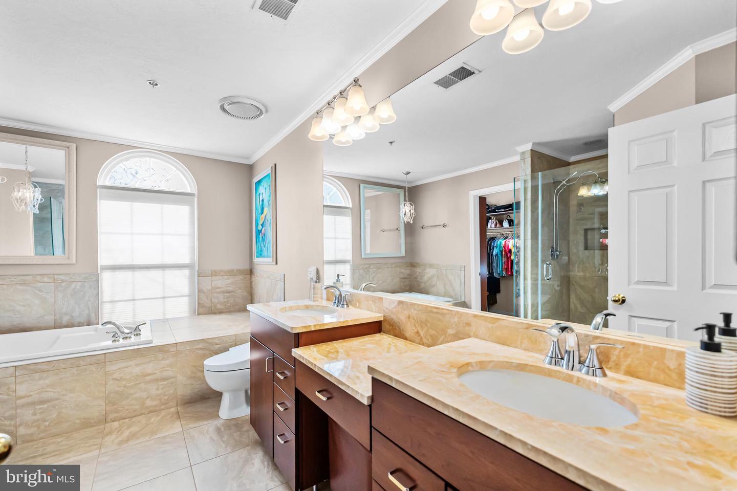 5051 KILBURN ST, ALEXANDRIA, Virginia 22304, 3 Bedrooms Bedrooms, ,2 BathroomsBathrooms,Residential,For sale,5051 KILBURN ST,VAAX2053798 MLS # VAAX2053798