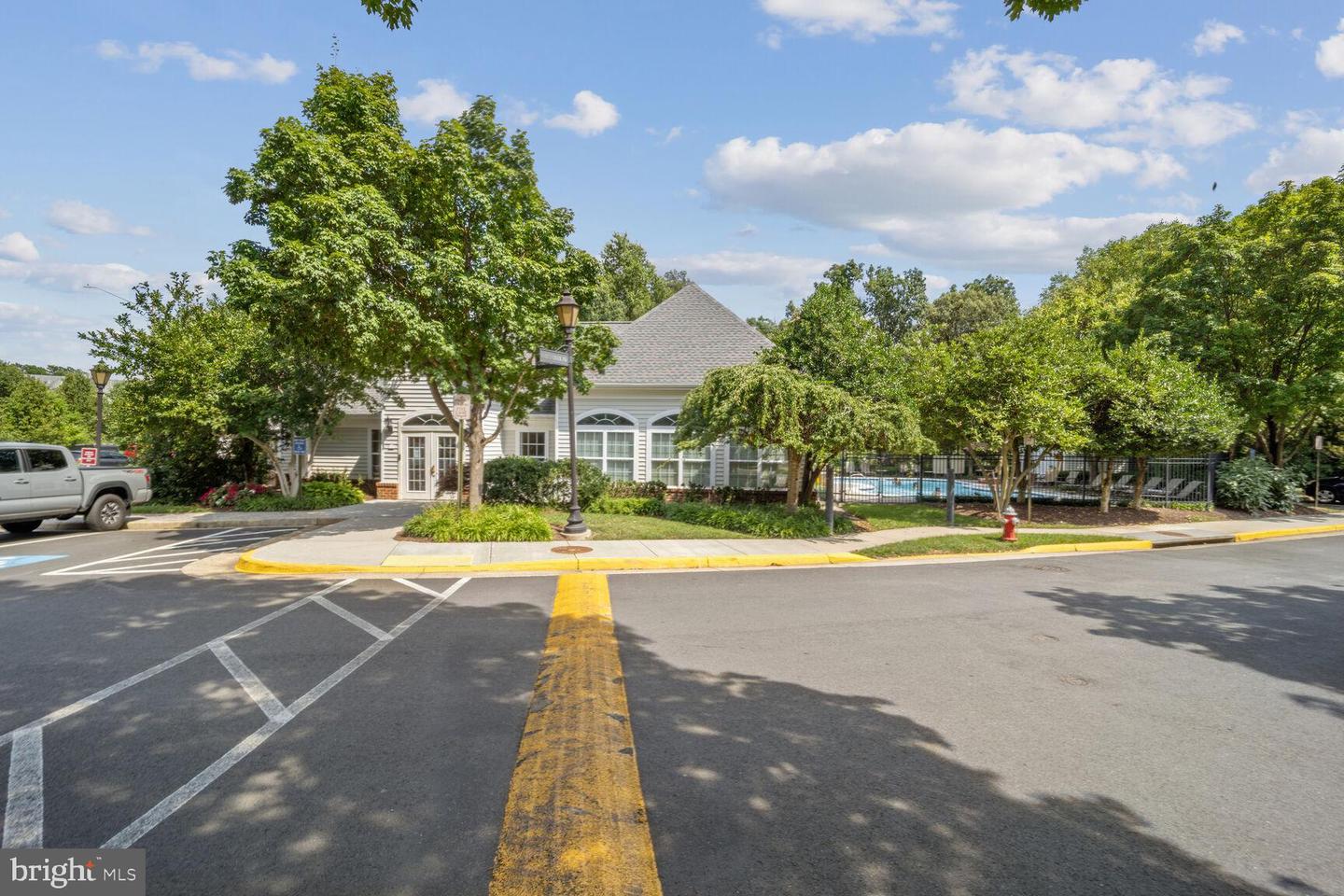 13040 CABIN CREEK RD #13040, HERNDON, Virginia 20171, 2 Bedrooms Bedrooms, 2 Rooms Rooms,2 BathroomsBathrooms,Residential,For sale,13040 CABIN CREEK RD #13040,VAFX2288968 MLS # VAFX2288968