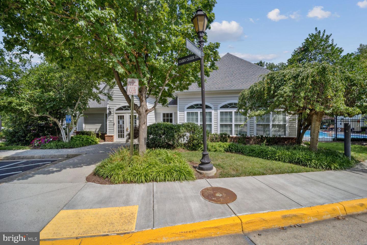 13040 CABIN CREEK RD #13040, HERNDON, Virginia 20171, 2 Bedrooms Bedrooms, 2 Rooms Rooms,2 BathroomsBathrooms,Residential,For sale,13040 CABIN CREEK RD #13040,VAFX2288968 MLS # VAFX2288968