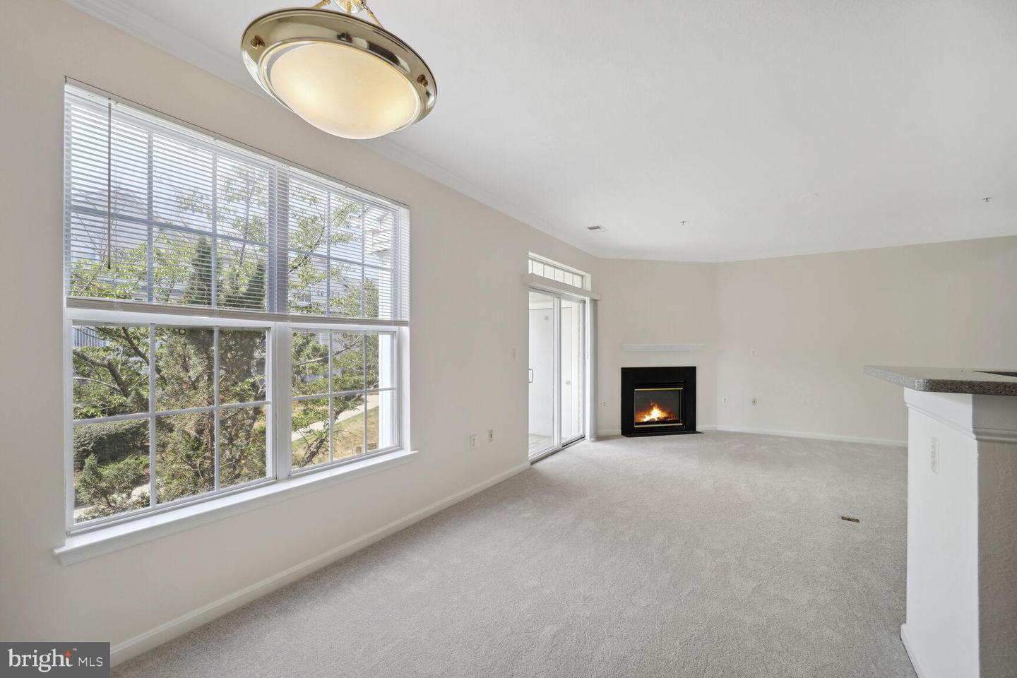 13040 CABIN CREEK RD #13040, HERNDON, Virginia 20171, 2 Bedrooms Bedrooms, 2 Rooms Rooms,2 BathroomsBathrooms,Residential,For sale,13040 CABIN CREEK RD #13040,VAFX2288968 MLS # VAFX2288968