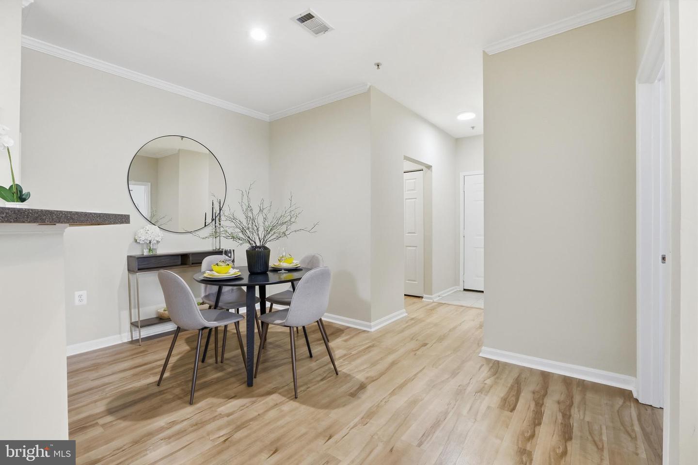 5142-C BRITTNEY ELYSE CIR #C, CENTREVILLE, Virginia 20120, 2 Bedrooms Bedrooms, ,2 BathroomsBathrooms,Residential,For sale,5142-C BRITTNEY ELYSE CIR #C,VAFX2289024 MLS # VAFX2289024