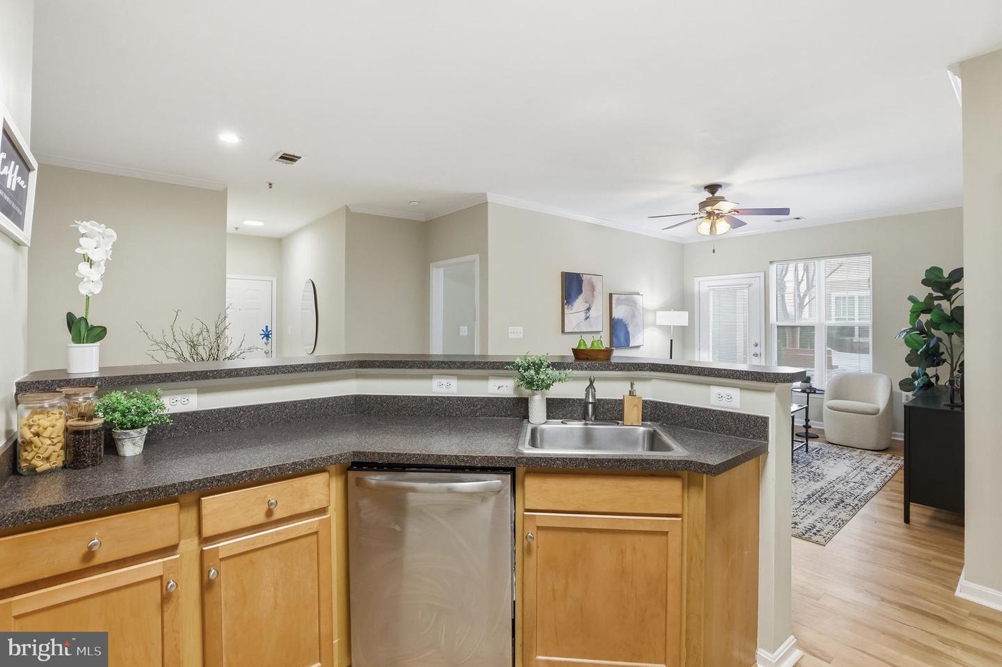 5142-C BRITTNEY ELYSE CIR #C, CENTREVILLE, Virginia 20120, 2 Bedrooms Bedrooms, ,2 BathroomsBathrooms,Residential,For sale,5142-C BRITTNEY ELYSE CIR #C,VAFX2289024 MLS # VAFX2289024