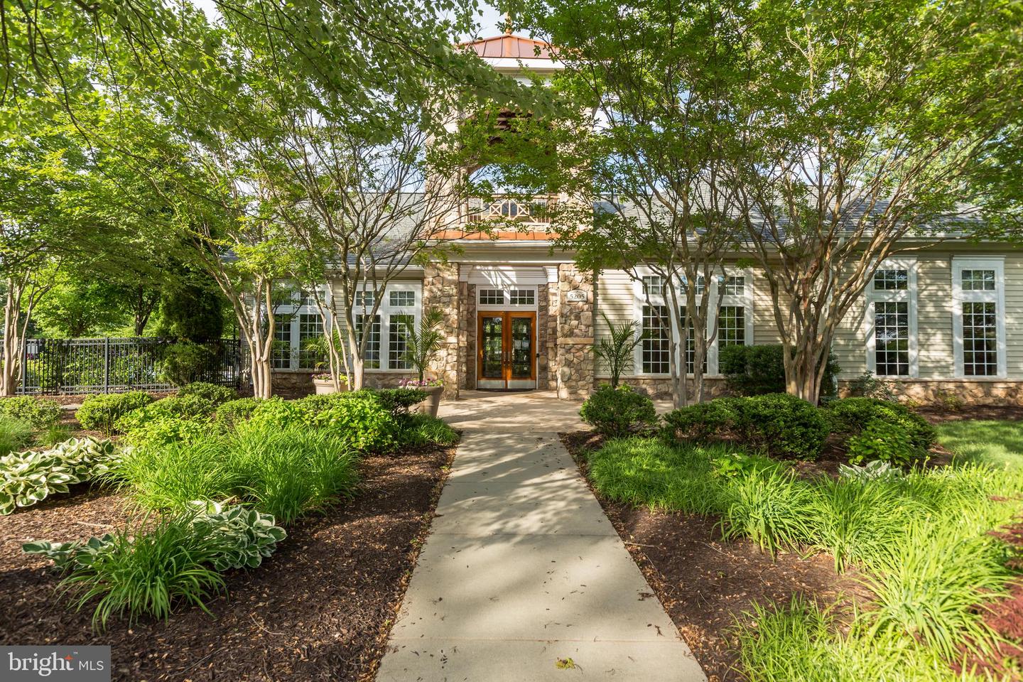 5142-C BRITTNEY ELYSE CIR #C, CENTREVILLE, Virginia 20120, 2 Bedrooms Bedrooms, ,2 BathroomsBathrooms,Residential,For sale,5142-C BRITTNEY ELYSE CIR #C,VAFX2289024 MLS # VAFX2289024