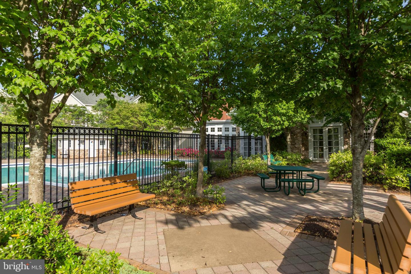 5142-C BRITTNEY ELYSE CIR #C, CENTREVILLE, Virginia 20120, 2 Bedrooms Bedrooms, ,2 BathroomsBathrooms,Residential,For sale,5142-C BRITTNEY ELYSE CIR #C,VAFX2289024 MLS # VAFX2289024