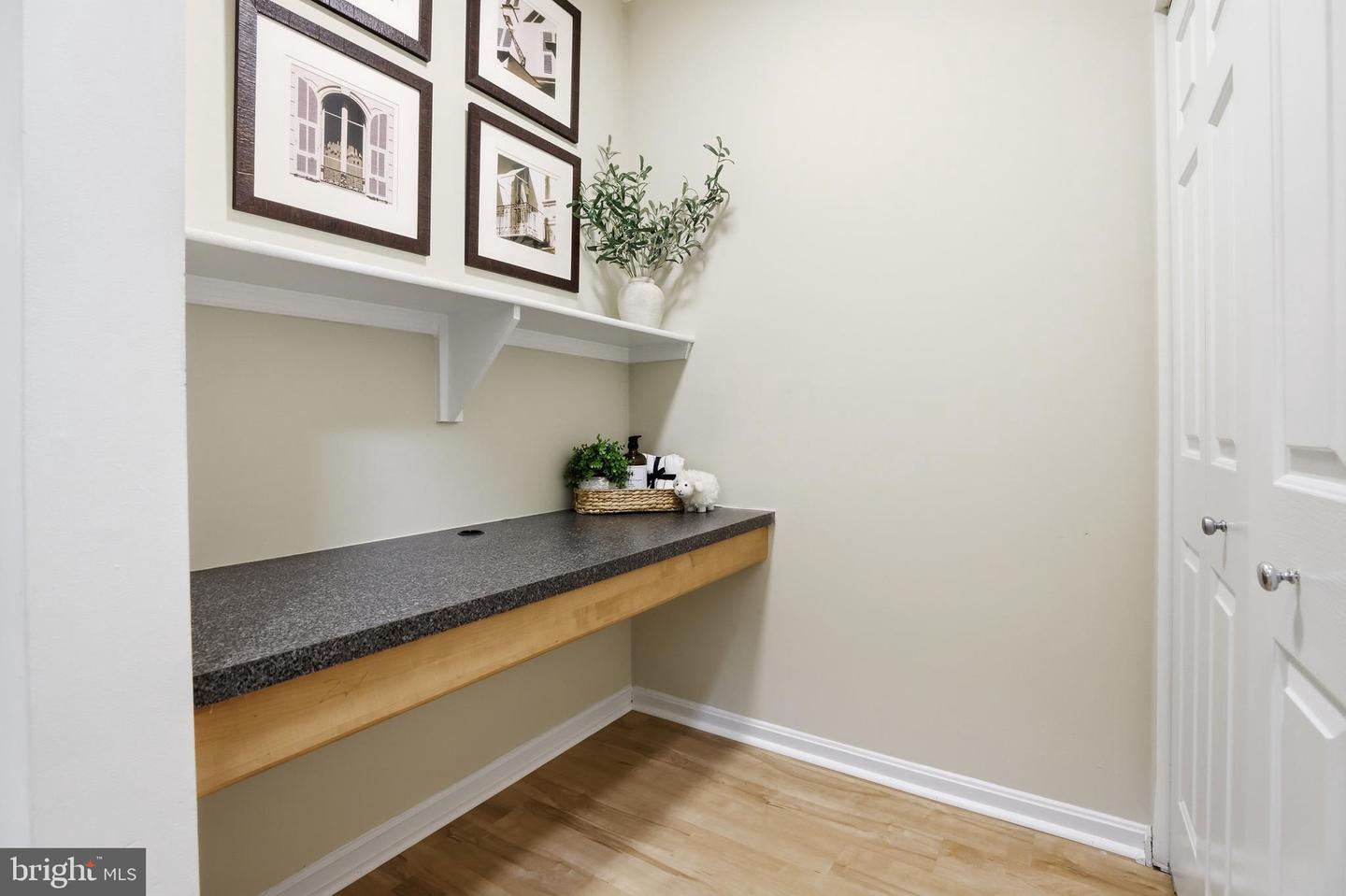 5142-C BRITTNEY ELYSE CIR #C, CENTREVILLE, Virginia 20120, 2 Bedrooms Bedrooms, ,2 BathroomsBathrooms,Residential,For sale,5142-C BRITTNEY ELYSE CIR #C,VAFX2289024 MLS # VAFX2289024