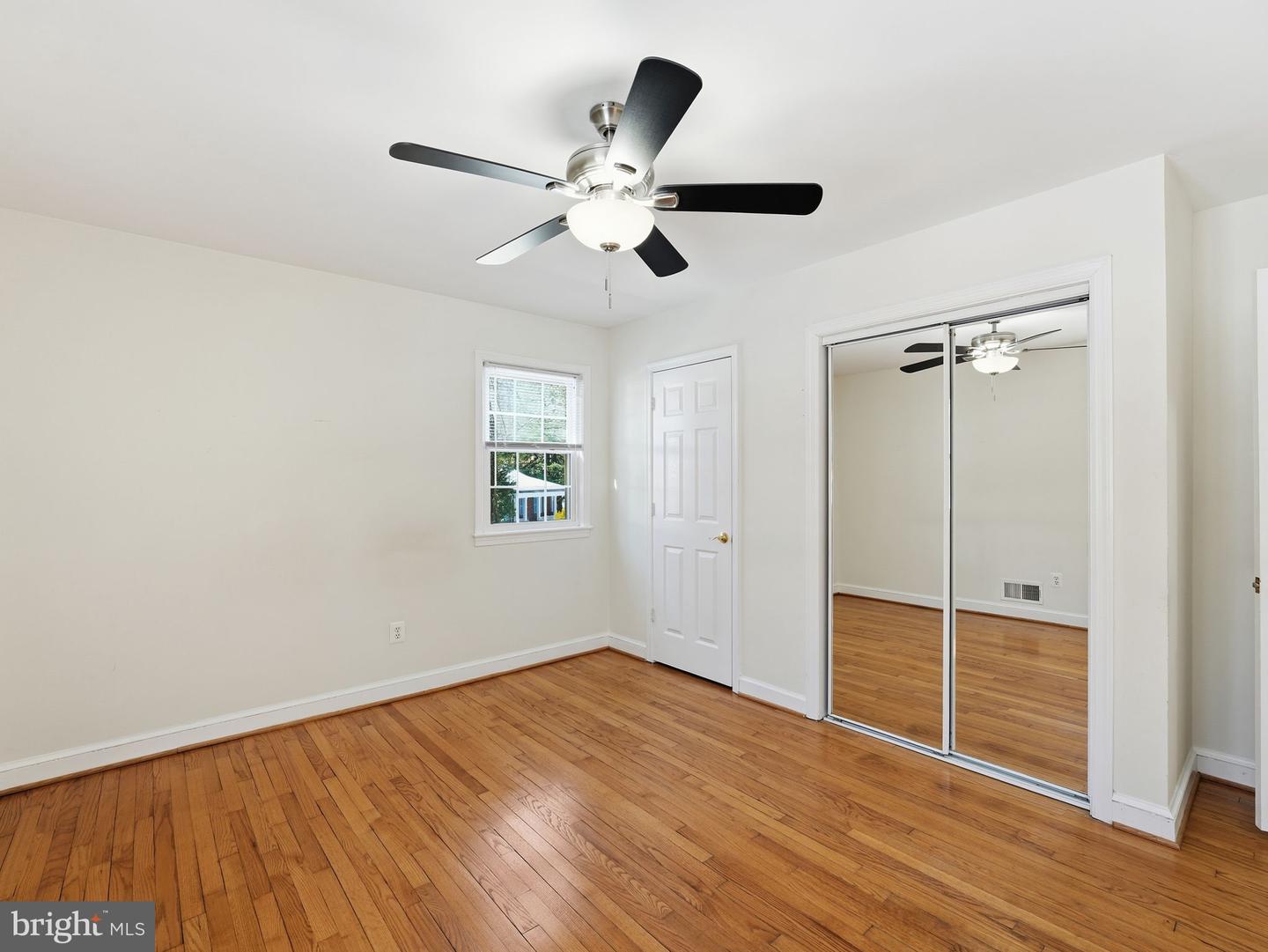 3015 CRANE DR, FALLS CHURCH, Virginia 22042, 4 Bedrooms Bedrooms, ,2 BathroomsBathrooms,Residential,For sale,3015 CRANE DR,VAFX2289112 MLS # VAFX2289112 3015 CRANE DR, FALLS CHURCH, Virginia 22042, 4 Bedrooms Bedrooms, ,2 BathroomsBathrooms,Residential,For sale,3015 CRANE DR,VAFX2289112 MLS # VAFX2289112