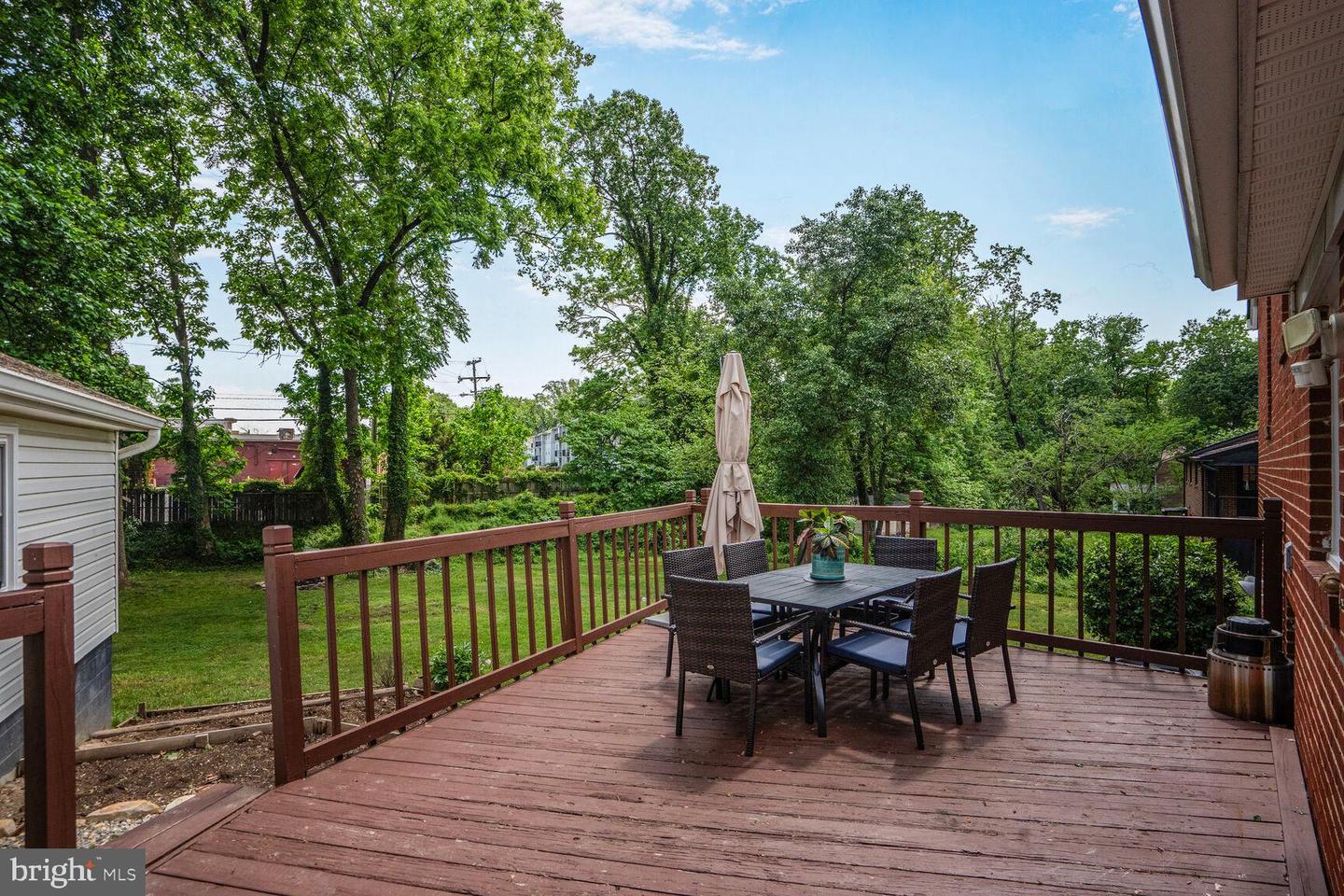 7039 CALAMO ST, SPRINGFIELD, Virginia 22150, 4 Bedrooms Bedrooms, ,2 BathroomsBathrooms,Residential,For sale,7039 CALAMO ST,VAFX2289278 MLS # VAFX2289278