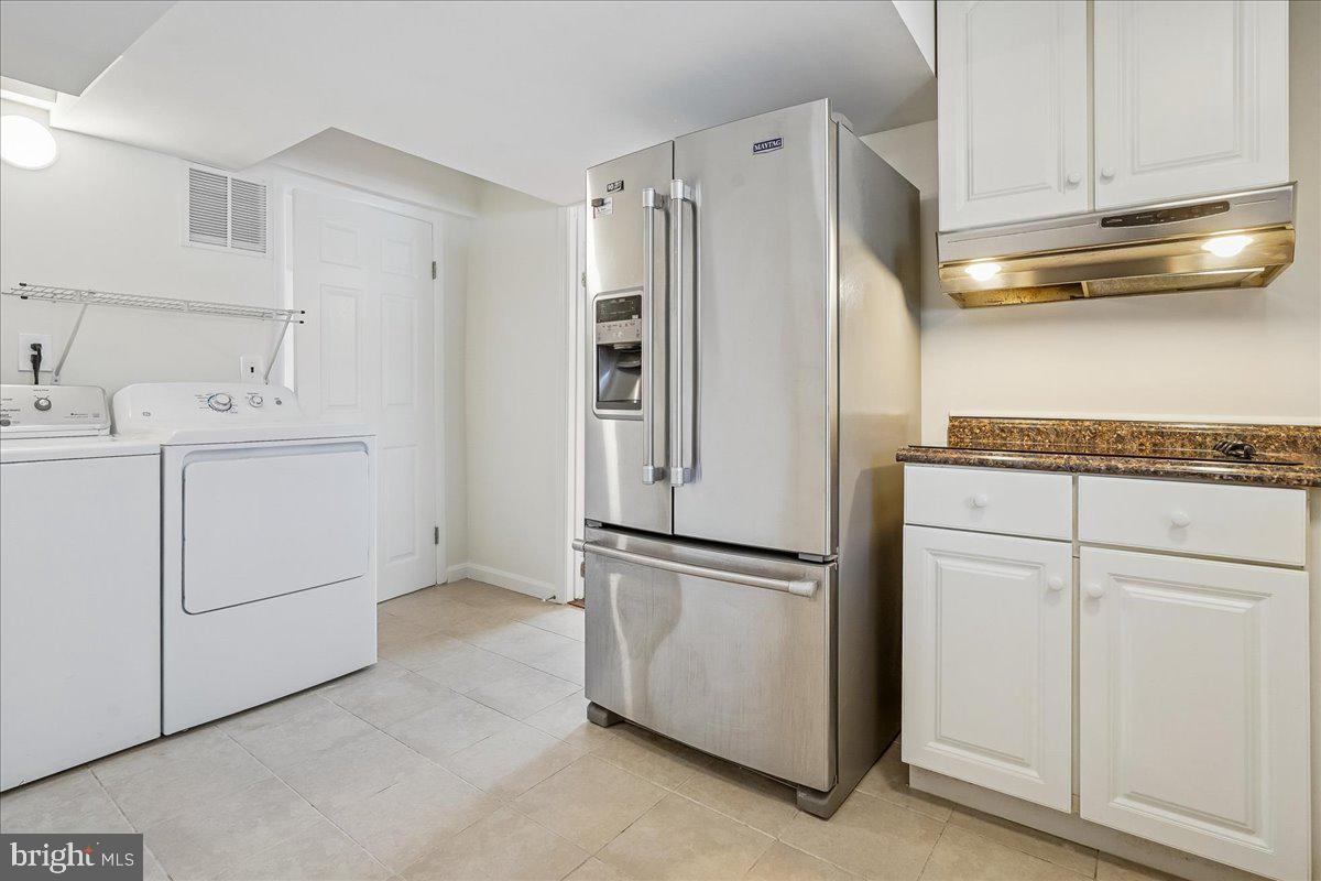 7039 CALAMO ST, SPRINGFIELD, Virginia 22150, 4 Bedrooms Bedrooms, ,2 BathroomsBathrooms,Residential,For sale,7039 CALAMO ST,VAFX2289278 MLS # VAFX2289278