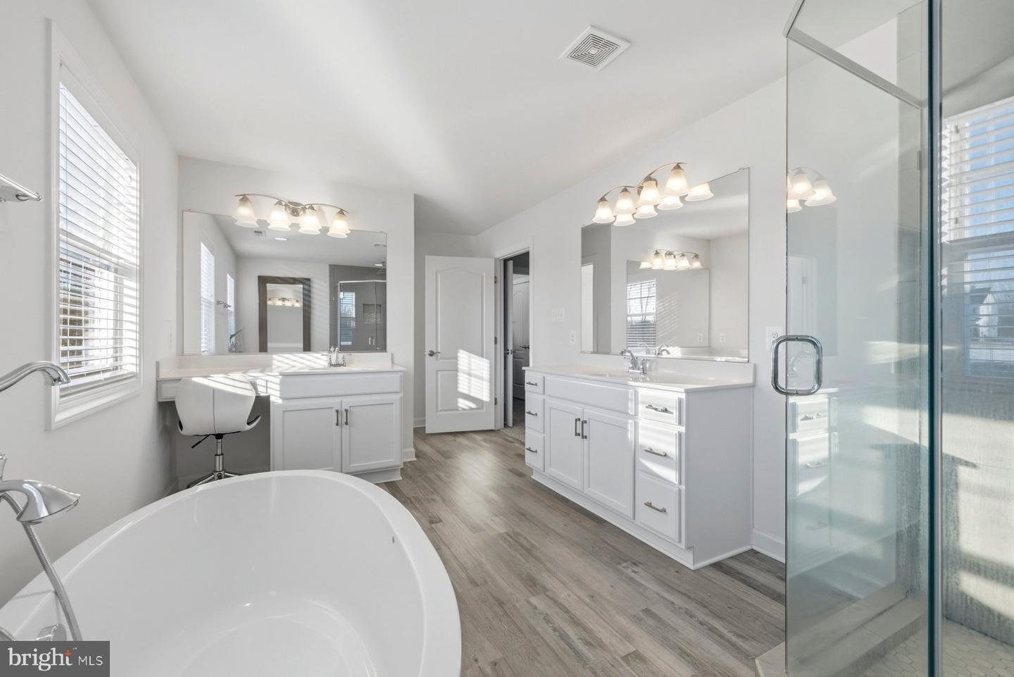 113 IRELAND DR, FREDERICKSBURG, Virginia 22406, 4 Bedrooms Bedrooms, ,3 BathroomsBathrooms,Residential,For sale,113 IRELAND DR,VAST2045832 MLS # VAST2045832