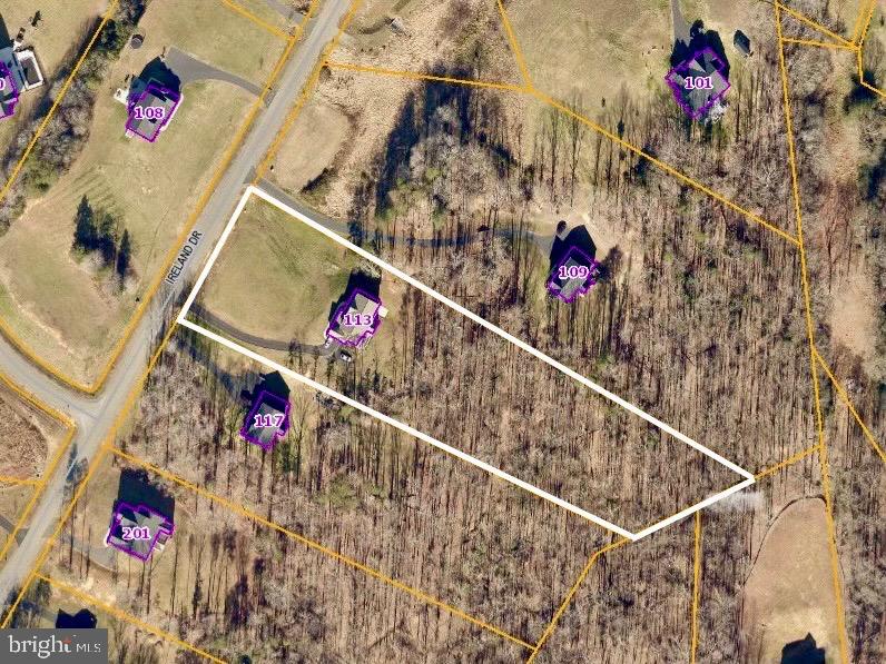 113 IRELAND DR, FREDERICKSBURG, Virginia 22406, 4 Bedrooms Bedrooms, ,3 BathroomsBathrooms,Residential,For sale,113 IRELAND DR,VAST2045832 MLS # VAST2045832