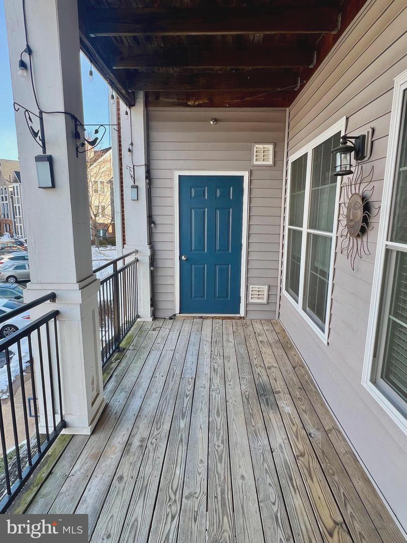 46590 DRYSDALE TER #201, STERLING, Virginia 20165, 2 Bedrooms Bedrooms, ,2 BathroomsBathrooms,Residential,For sale,46590 DRYSDALE TER #201,VALO2115326 MLS # VALO2115326