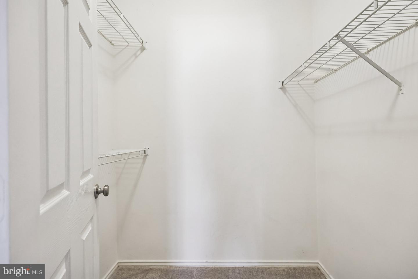 4405 SEDGEHURST DR #202, FAIRFAX, Virginia 22033, 2 Bedrooms Bedrooms, ,2 BathroomsBathrooms,Residential,For sale,4405 SEDGEHURST DR #202,VAFX2289328 MLS # VAFX2289328