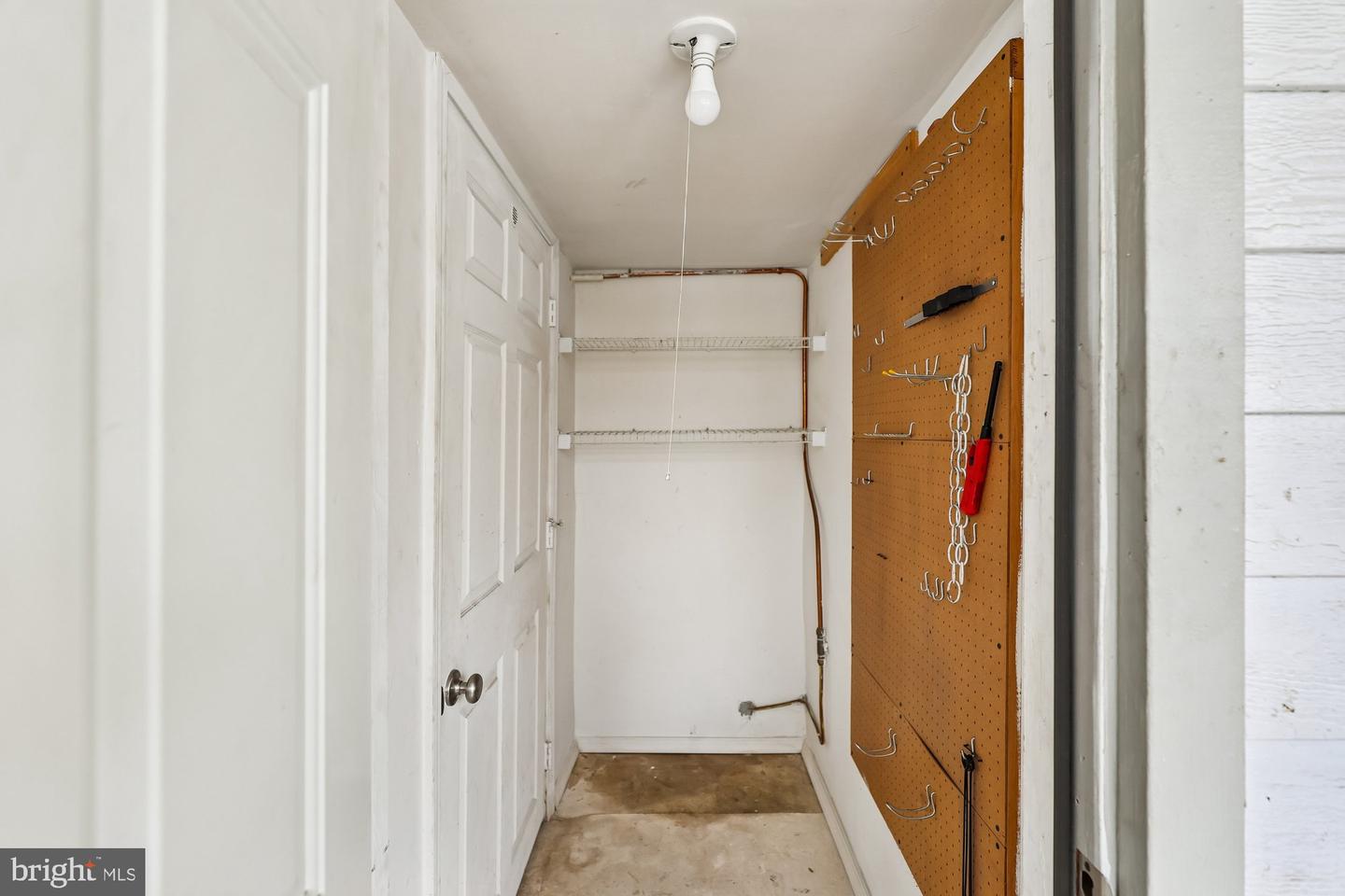 4405 SEDGEHURST DR #202, FAIRFAX, Virginia 22033, 2 Bedrooms Bedrooms, ,2 BathroomsBathrooms,Residential,For sale,4405 SEDGEHURST DR #202,VAFX2289328 MLS # VAFX2289328