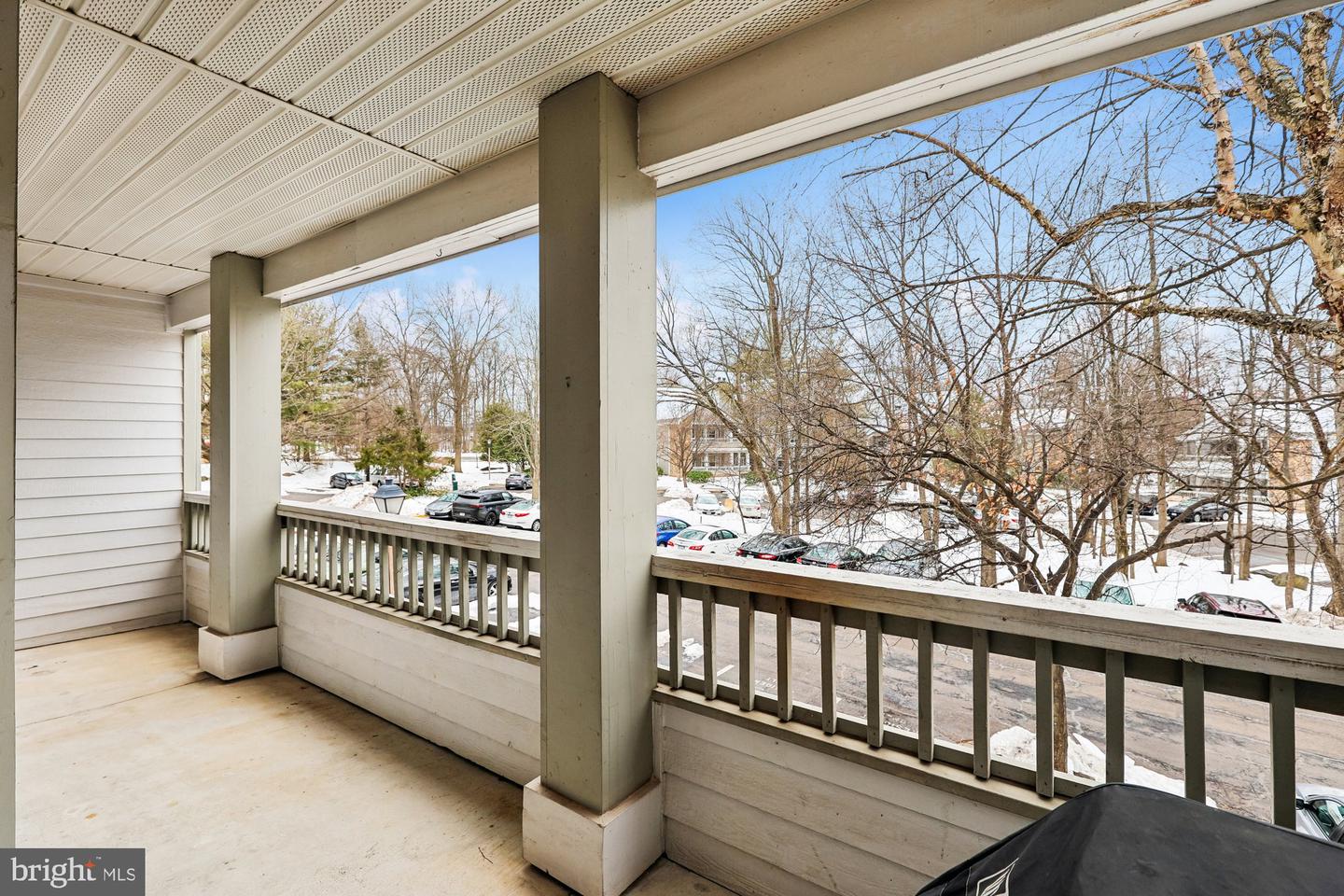 4405 SEDGEHURST DR #202, FAIRFAX, Virginia 22033, 2 Bedrooms Bedrooms, ,2 BathroomsBathrooms,Residential,For sale,4405 SEDGEHURST DR #202,VAFX2289328 MLS # VAFX2289328