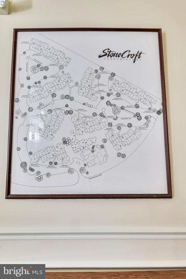 4405 SEDGEHURST DR #202, FAIRFAX, Virginia 22033, 2 Bedrooms Bedrooms, ,2 BathroomsBathrooms,Residential,For sale,4405 SEDGEHURST DR #202,VAFX2289328 MLS # VAFX2289328