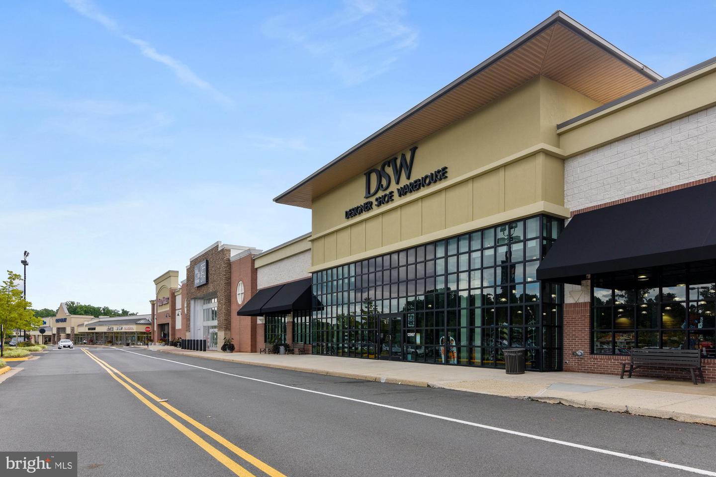 4405 SEDGEHURST DR #202, FAIRFAX, Virginia 22033, 2 Bedrooms Bedrooms, ,2 BathroomsBathrooms,Residential,For sale,4405 SEDGEHURST DR #202,VAFX2289328 MLS # VAFX2289328