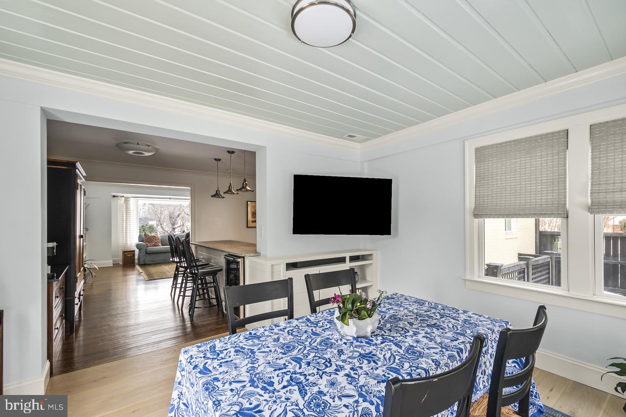 5005 RHOADES PL, ALEXANDRIA, Virginia 22304, 5 Bedrooms Bedrooms, ,3 BathroomsBathrooms,Residential,For sale,5005 RHOADES PL,VAAX2053878 MLS # VAAX2053878