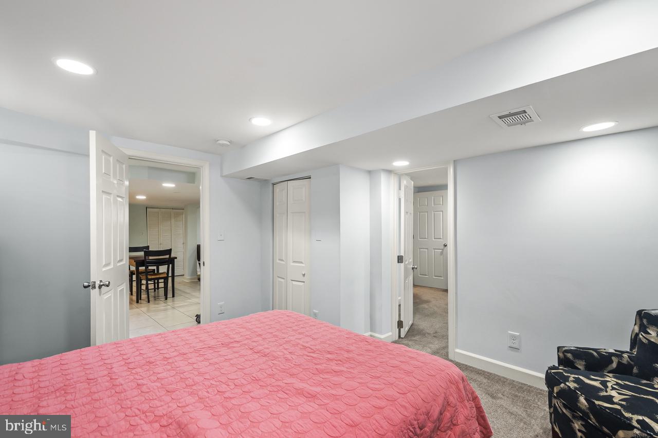 5005 RHOADES PL, ALEXANDRIA, Virginia 22304, 5 Bedrooms Bedrooms, ,3 BathroomsBathrooms,Residential,For sale,5005 RHOADES PL,VAAX2053878 MLS # VAAX2053878