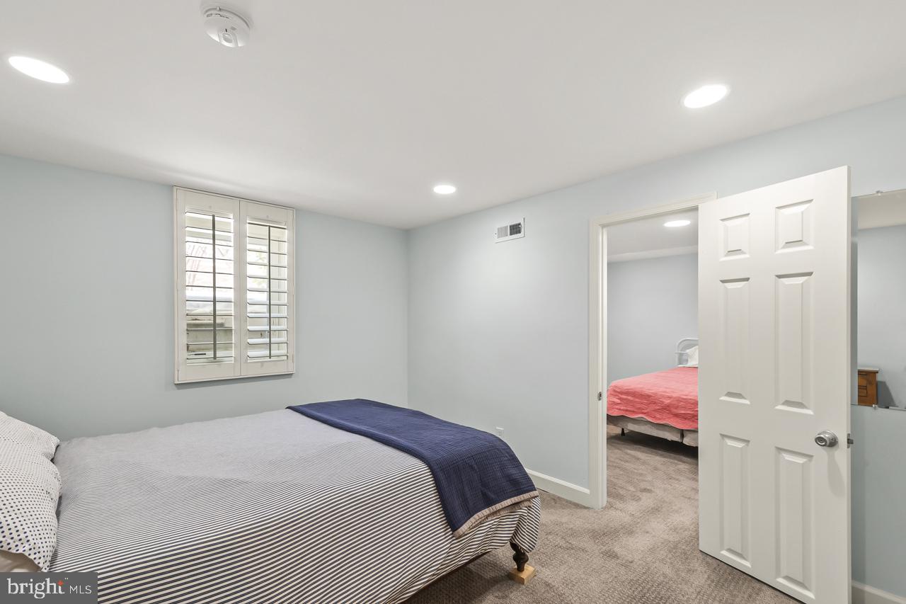 5005 RHOADES PL, ALEXANDRIA, Virginia 22304, 5 Bedrooms Bedrooms, ,3 BathroomsBathrooms,Residential,For sale,5005 RHOADES PL,VAAX2053878 MLS # VAAX2053878