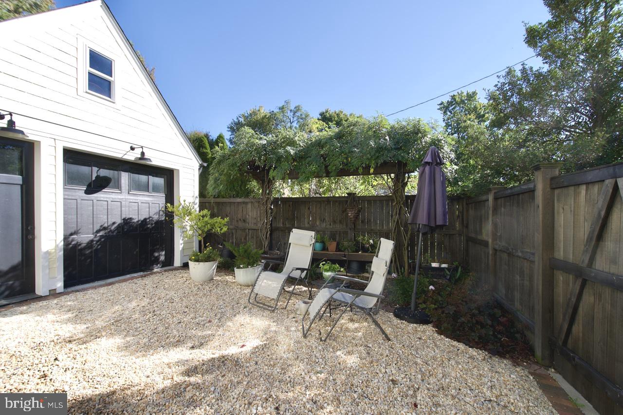 5005 RHOADES PL, ALEXANDRIA, Virginia 22304, 5 Bedrooms Bedrooms, ,3 BathroomsBathrooms,Residential,For sale,5005 RHOADES PL,VAAX2053878 MLS # VAAX2053878