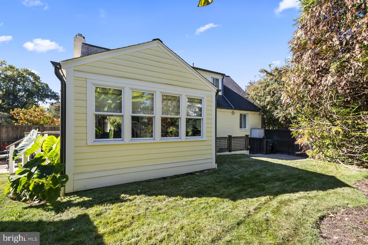 5005 RHOADES PL, ALEXANDRIA, Virginia 22304, 5 Bedrooms Bedrooms, ,3 BathroomsBathrooms,Residential,For sale,5005 RHOADES PL,VAAX2053878 MLS # VAAX2053878