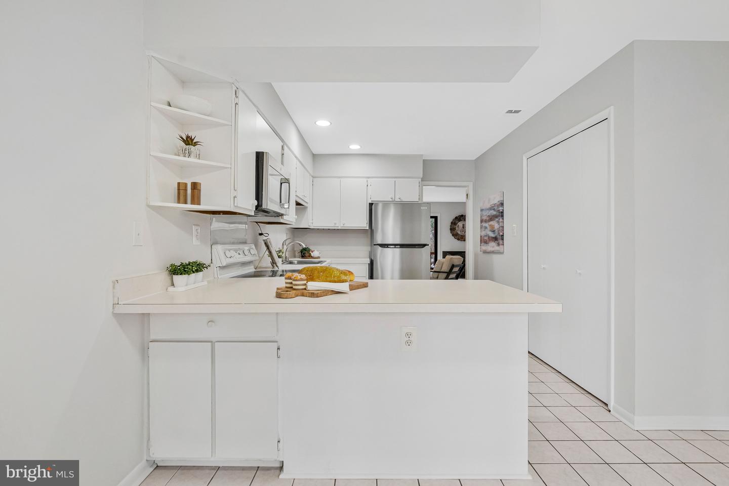 2005 WETHERSFIELD CT, RESTON, Virginia 20191, 3 Bedrooms Bedrooms, ,2 BathroomsBathrooms,Residential,For sale,2005 WETHERSFIELD CT,VAFX2289378 MLS # VAFX2289378