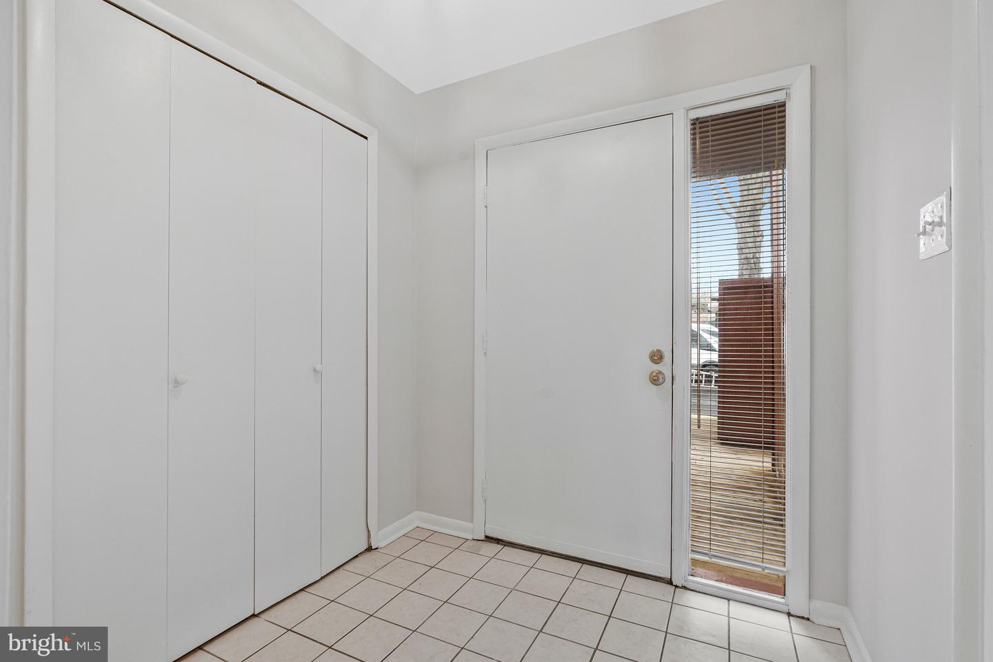 2005 WETHERSFIELD CT, RESTON, Virginia 20191, 3 Bedrooms Bedrooms, ,2 BathroomsBathrooms,Residential,For sale,2005 WETHERSFIELD CT,VAFX2289378 MLS # VAFX2289378